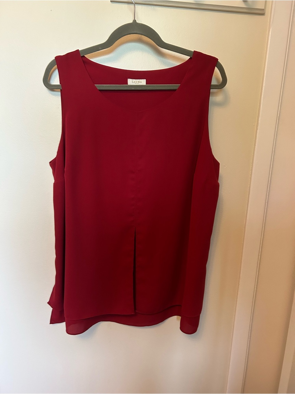 Laura Plus Red Sleeveless Camisole